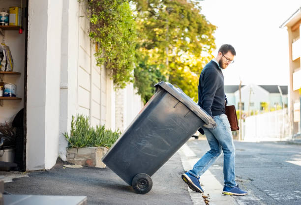 Best Yard Waste Removal  in Oakland, IA